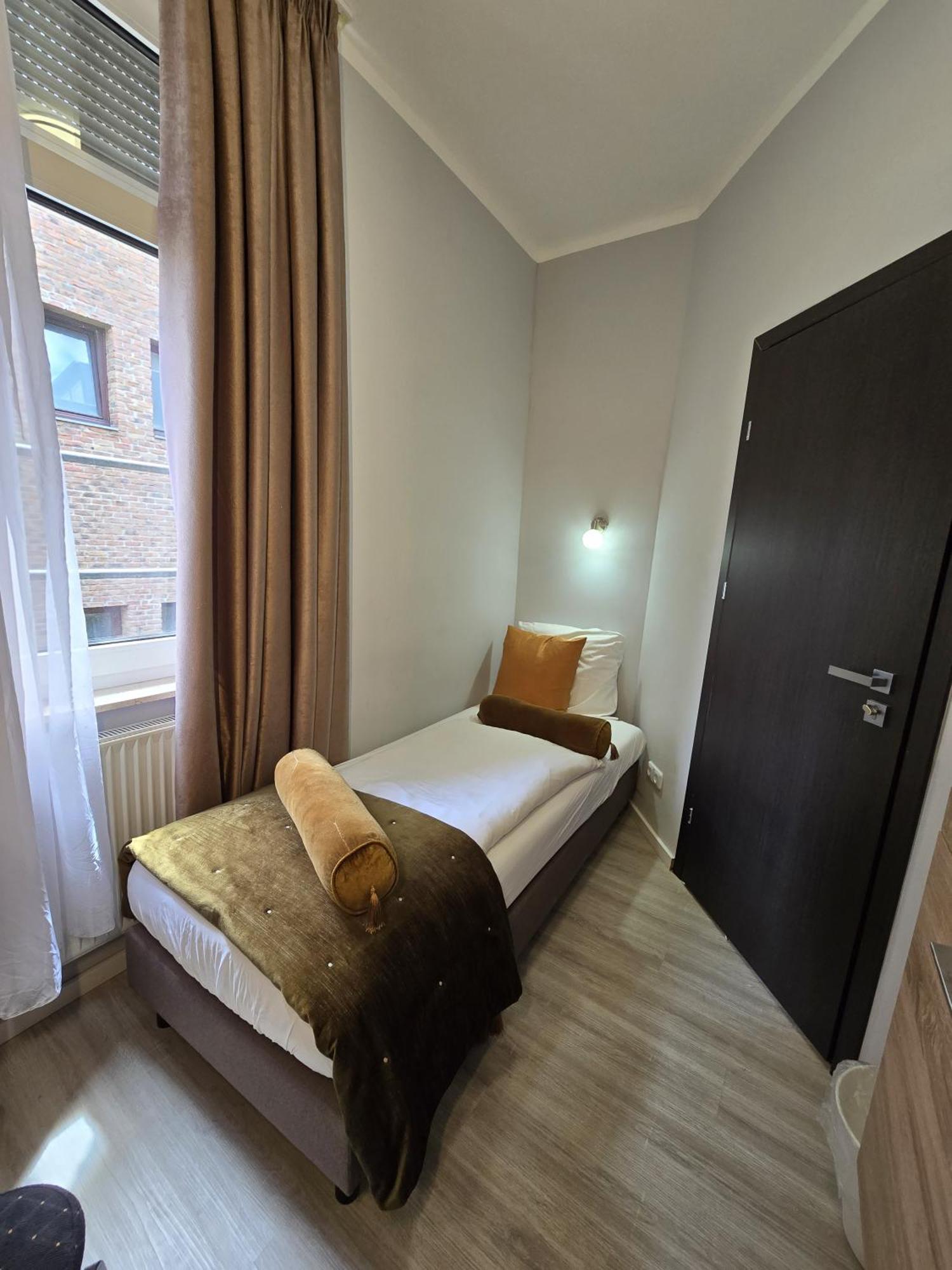 City Hotel Storch Köln Eksteriør bilde